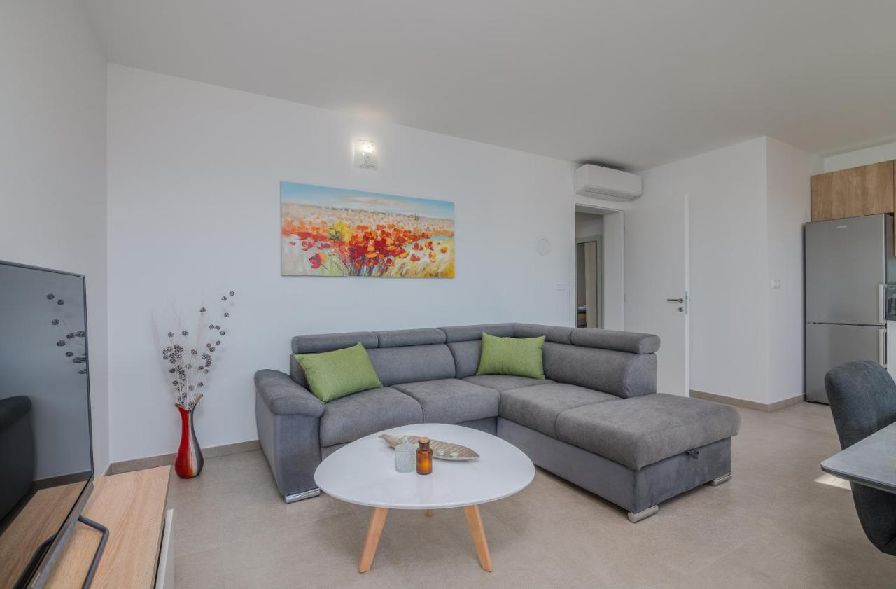 Apartments Sunrise Krk Krk Town Exterior foto